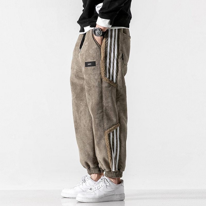 Casual Fleece-Lined Relaxed Fit Joggers for Stylish Streetwear