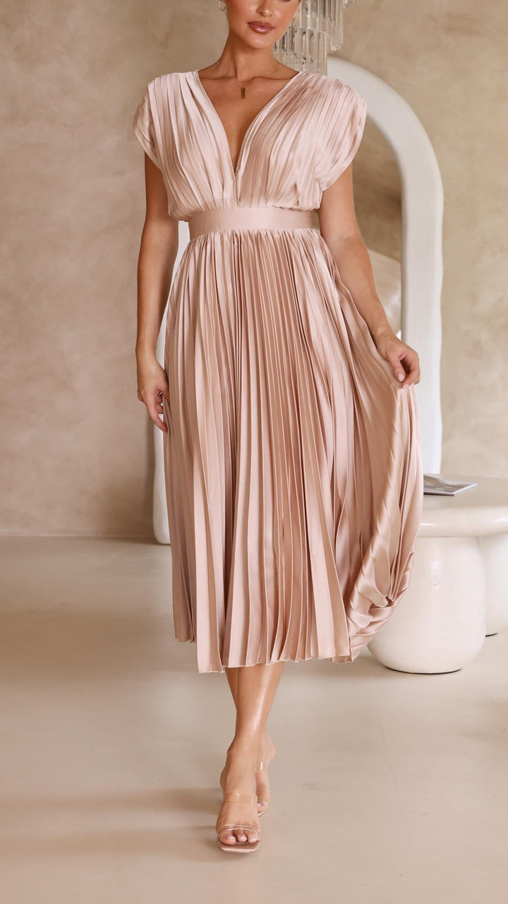 Women's Pleated Maxi Dress