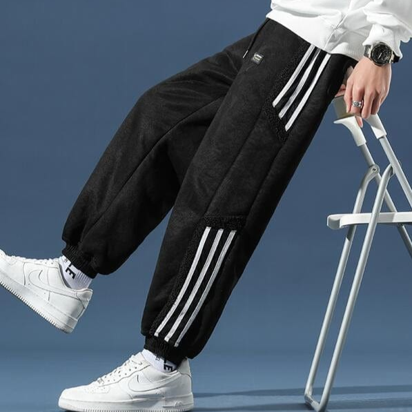 Casual Fleece-Lined Relaxed Fit Joggers for Stylish Streetwear